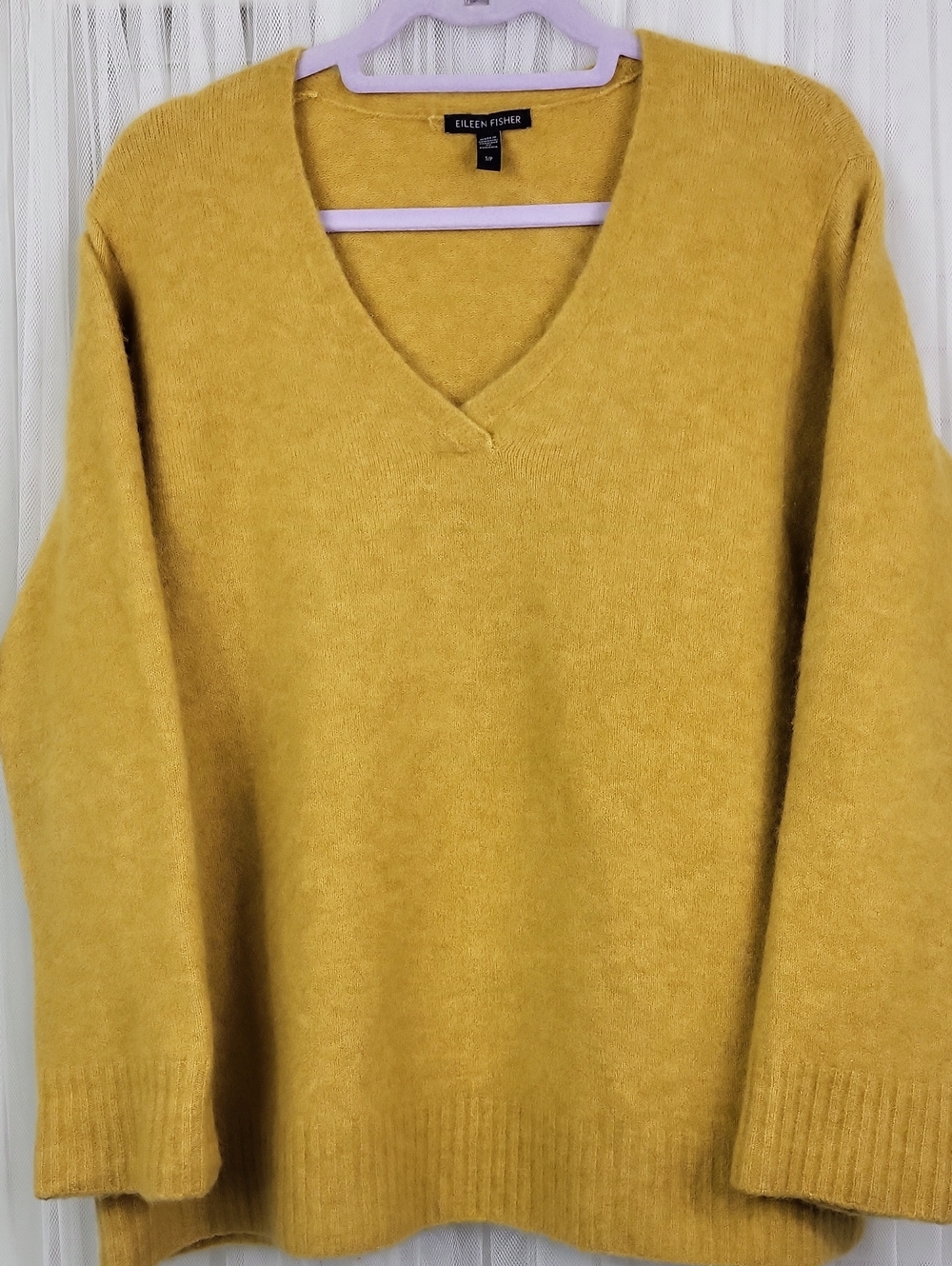 EILEEN FISHER Cashmere blend Mustard V-Neck Cozy Sweater. Size S/P
